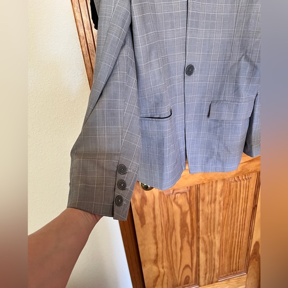 EGGIE Grey Plaid Off Shoulder Button Blazer Jacket Size Medium - Picture 2 of 9